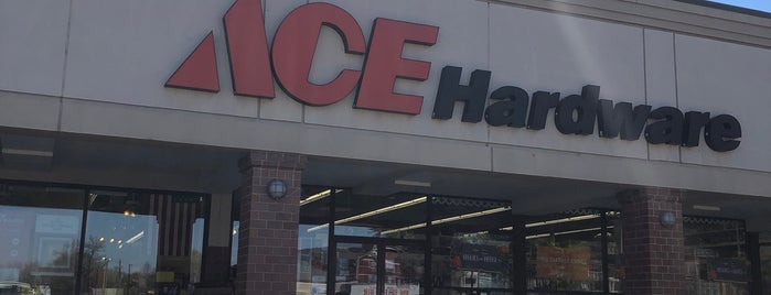 Hyde Park Ace Hardware is one of Fixer Upper Badge - Cincinnati Venues.