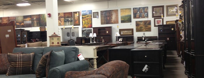 Heavner Furniture Market is one of Posti che sono piaciuti a Arnaldo.