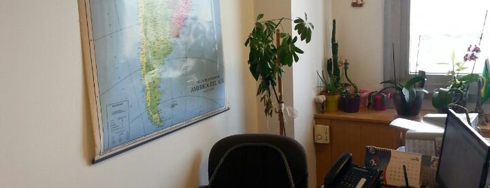 Grafeio Mou-Γραφείο Mου στο ΥΠΕΞ is one of สถานที่ที่ Yunus ถูกใจ.