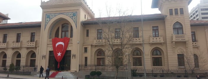 Ankara Palas is one of Lugares favoritos de Selin.