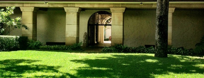 Honolulu Museum of Art is one of Museums.
