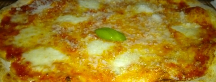 Osteria Pizzeria Margherita is one of Locais curtidos por Michela.