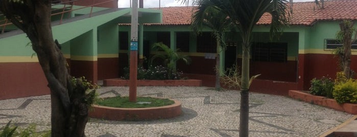 EEM Tancredo Nunes de Meneses is one of Tempat yang Disukai Jaqueline.