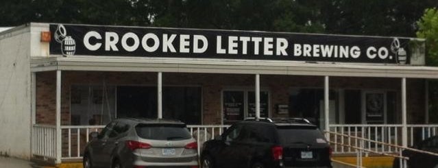 Crooked Letter Brewing Company is one of Lieux qui ont plu à Chris.