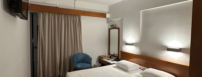 Hotel Mediterranee is one of Gidilecek yerler.