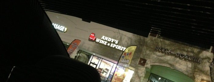 Andy's Wine & Spirits is one of Rebeccaさんのお気に入りスポット.