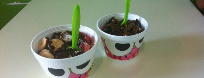Sweet Frog is one of Lieux qui ont plu à Mary.