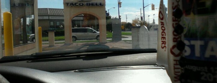 Taco Bell is one of Canadá ♥.