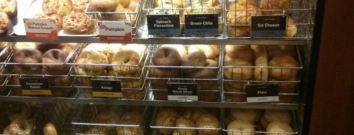 Einstein Bros Bagels is one of Steveさんのお気に入りスポット.