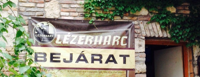 Grund lézerharc is one of Tempat yang Disukai Gábor.