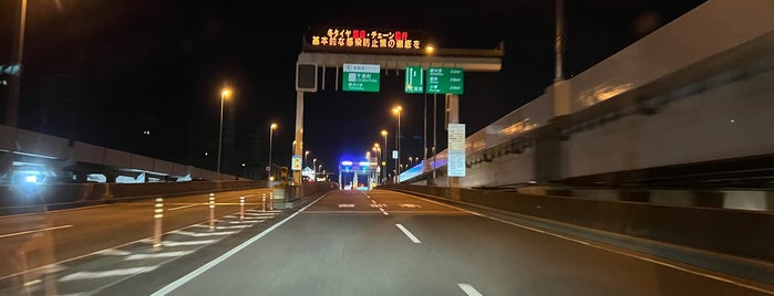 Chidoricho Exit is one of 首都高速湾岸線(Bayshore Route).