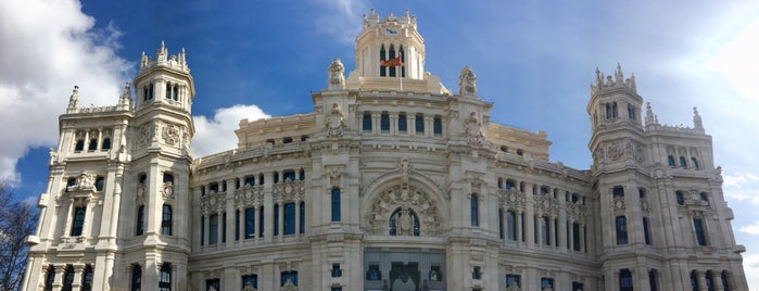 Plaza de Cibeles is one of Locais curtidos por Jorge.