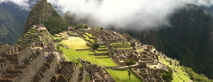 Machu Picchu is one of Lugares en el Mundo!!!!.