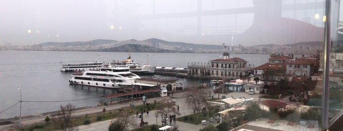Terrace Lido Büyükada is one of İstanbul 9.