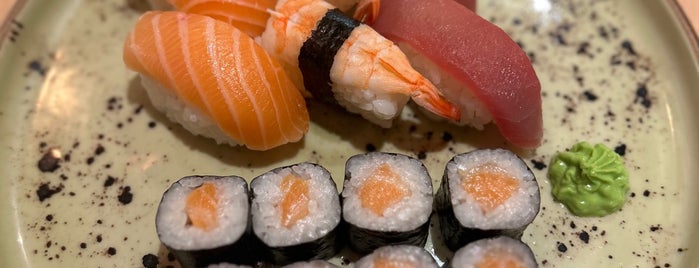 Yoüme Sushi is one of Japoneses.