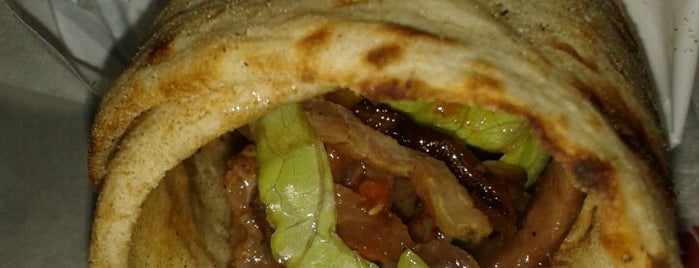 Chicky Döner is one of FATOŞさんのお気に入りスポット.