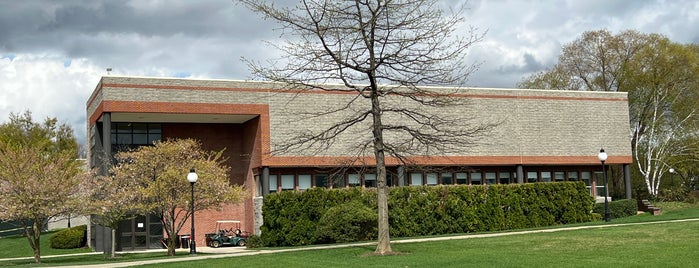 Lowell Thomas Communications Center is one of Marist College buildings.