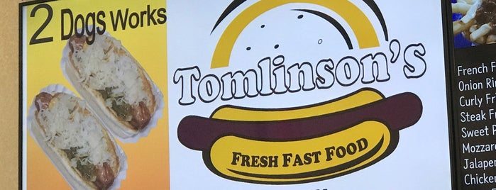 Tomlinson's Restaurant is one of I Never Sausage a Hot Dog! (New England).