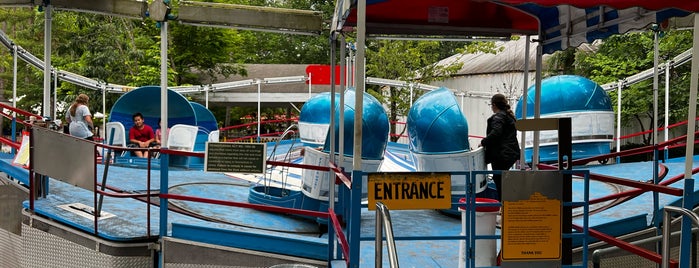 Tilt-A-Whirl is one of Knoebels.