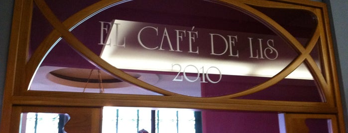El Cafe De Lis 2010 is one of Tomar algo por la tarde Salamanca.
