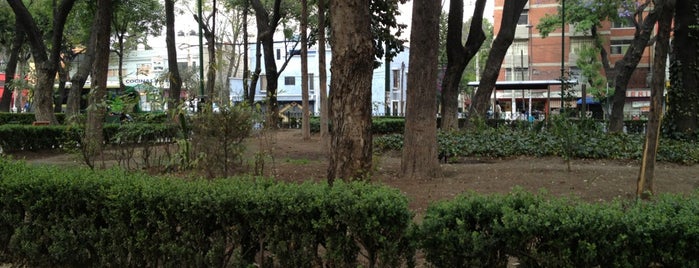 Parque Cañitas is one of Adriana 님이 좋아한 장소.