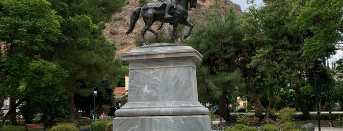 Center Park of Nafplio is one of Spiridoulaさんのお気に入りスポット.