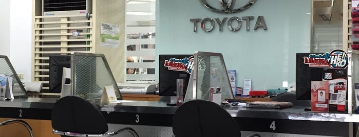 Toyota K.Motor ศรีนครินทร์เทพารักษ์ is one of ร้านปั๊มกุญแจ ใกล้ฉัน 094-856-7888.