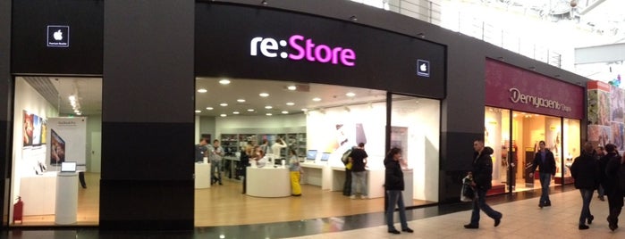 re:Store is one of Orte, die Julia gefallen.