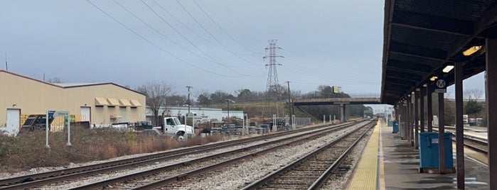 Fredericksburg VRE/Amtrak Station (FBG) is one of Richmond to NY via amtrak.