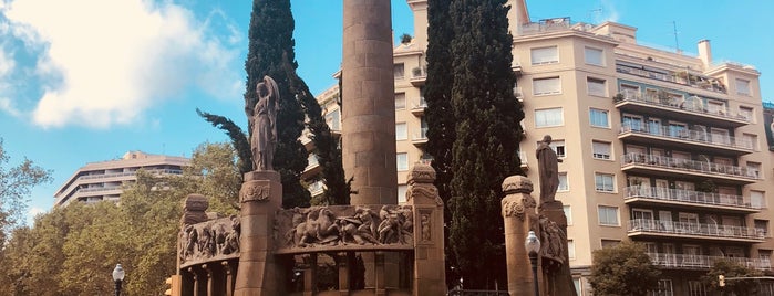 Monument a Jacint Verdaguer is one of Barcelona Monumental.