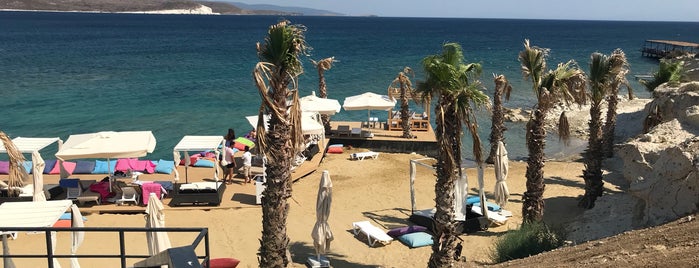 Escape Beach Club is one of Alaçatı.