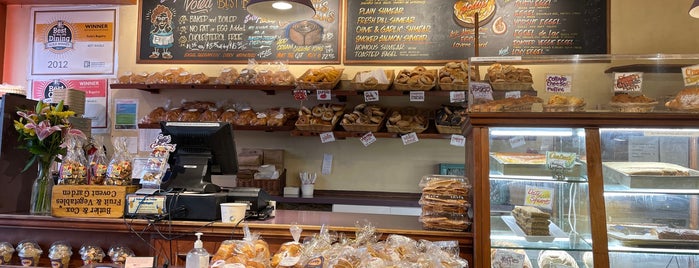 Solly’s Bagelry is one of Vancouver.