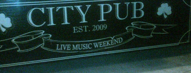 City Pub is one of Anaさんのお気に入りスポット.