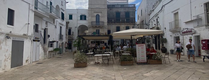 Piazza Vittorio Emanuele III is one of Puglia.