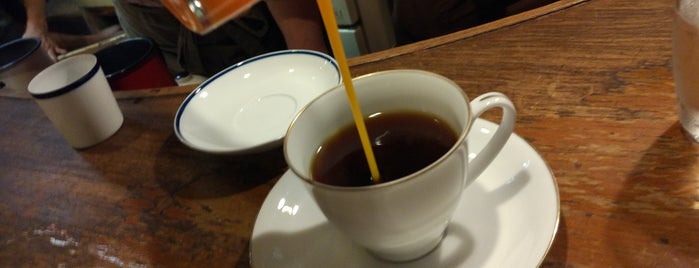 Cafe de l'ambre is one of Tokyo.
