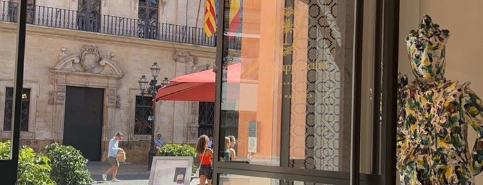 Hotel Cappuccino is one of Mallorca.