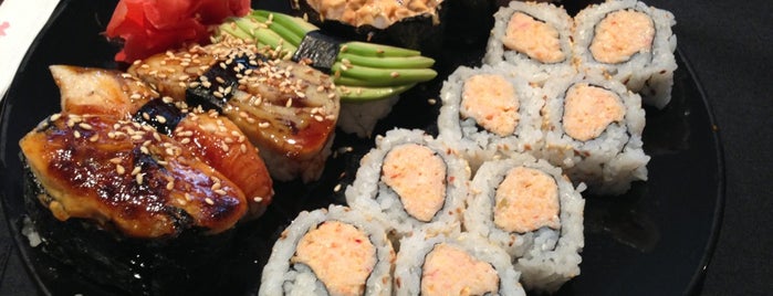 Pro Sushi is one of Tempat yang Disukai Iiona.