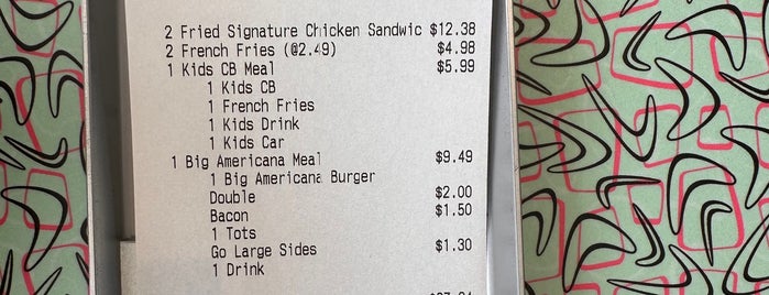 Hwy 55 Burgers, Shakes & Fries is one of Todd'un Beğendiği Mekanlar.