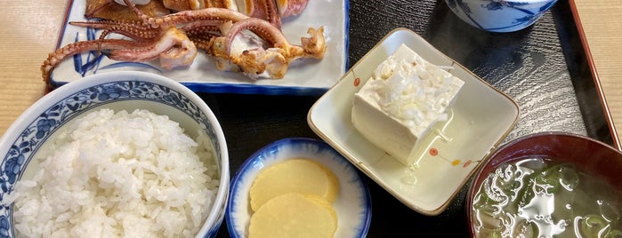 食堂 いさりび is one of Posti che sono piaciuti a Makiko.