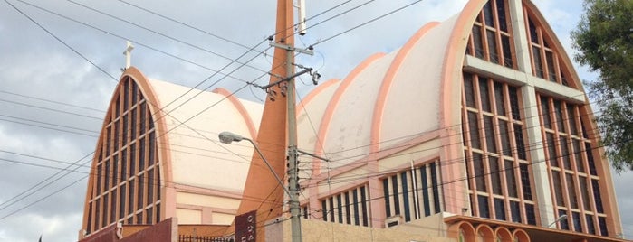 Templo San Juan Bosco is one of Tempat yang Disukai Juan pablo.