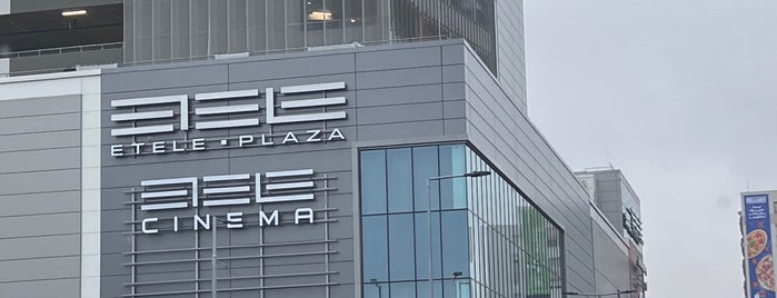 Etele Plaza is one of Este.