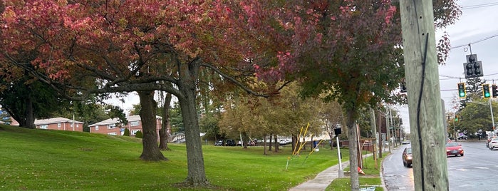 University of New Haven is one of The Colleges and Universities of New England.
