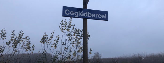 Ceglédbercel vasútállomás is one of Pályaudvarok, vasútállomások (Train Stations).