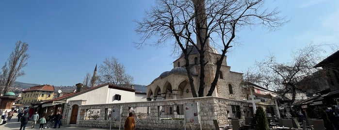 Baščaršijska džamija (džamija Havadže Duraka) is one of Босния.
