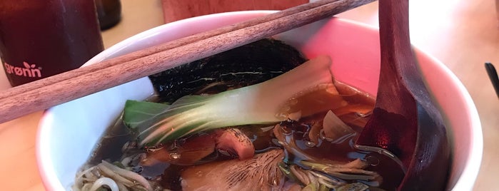 Kombu Ramen is one of Katieさんのお気に入りスポット.