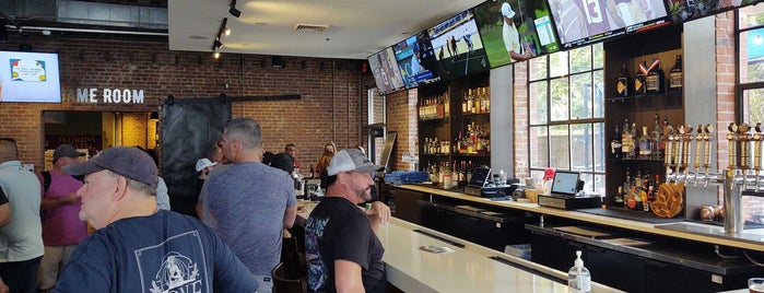 Tobacco Road Sports Cafe & Brewery is one of Bars w. Games.