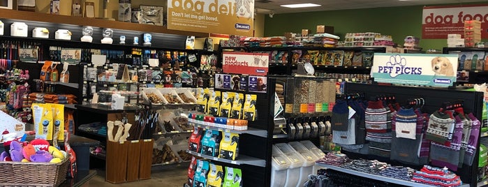 Tomlinson's Pet Food & More is one of The 15 Best Pet Supplies Stores in Austin.