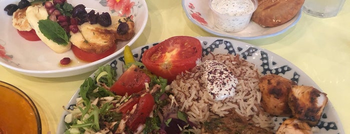 Comptoir Libanais is one of Jawaharさんのお気に入りスポット.