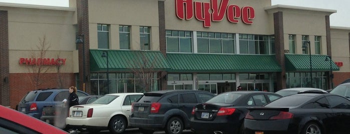 Hy-Vee is one of Donovan’s Liked Places.