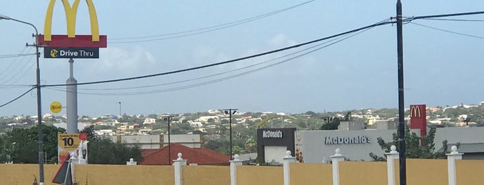 McDonald's is one of Curaçao.